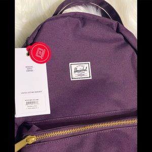 Herschel Nova Mid-Volume BlackBerry Wine backpack